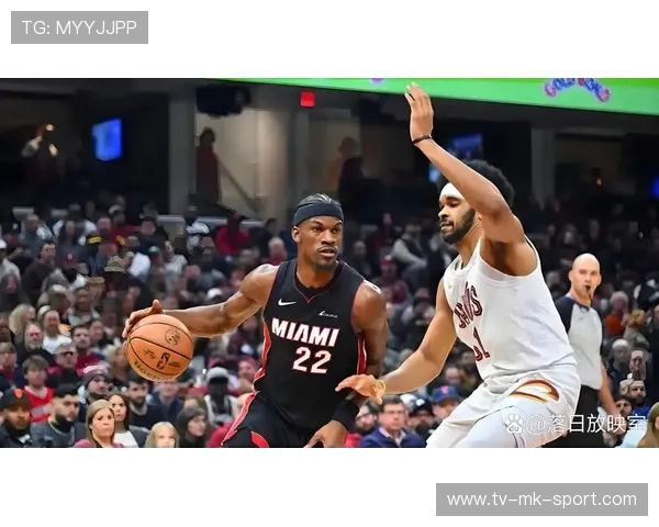 米切尔46分撕裂费城防线！骑士杀回东部前二，米切尔厉害