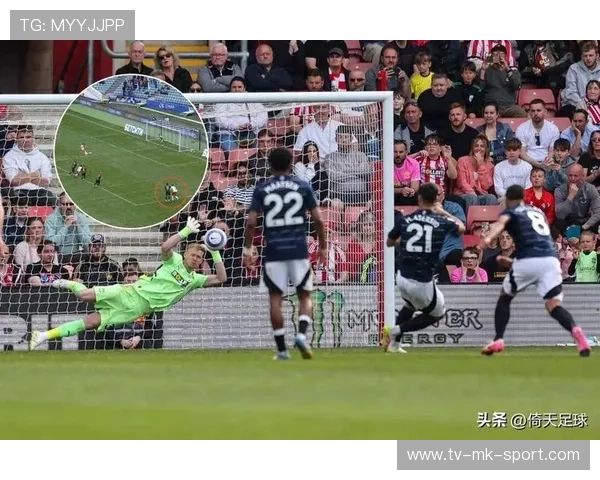 禁区混战补射建功引爆主场⚽